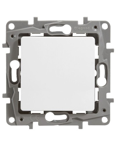 Переключатель 10AX-250В ETIKA, белый (672205). Выключатель. LegranD в Калуге