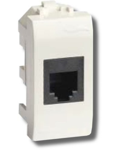 Розетка RJ-45 Brava 1 модуль белая (76457B): Розетка компьютерная экранированная с одним разъёмом в Калуге